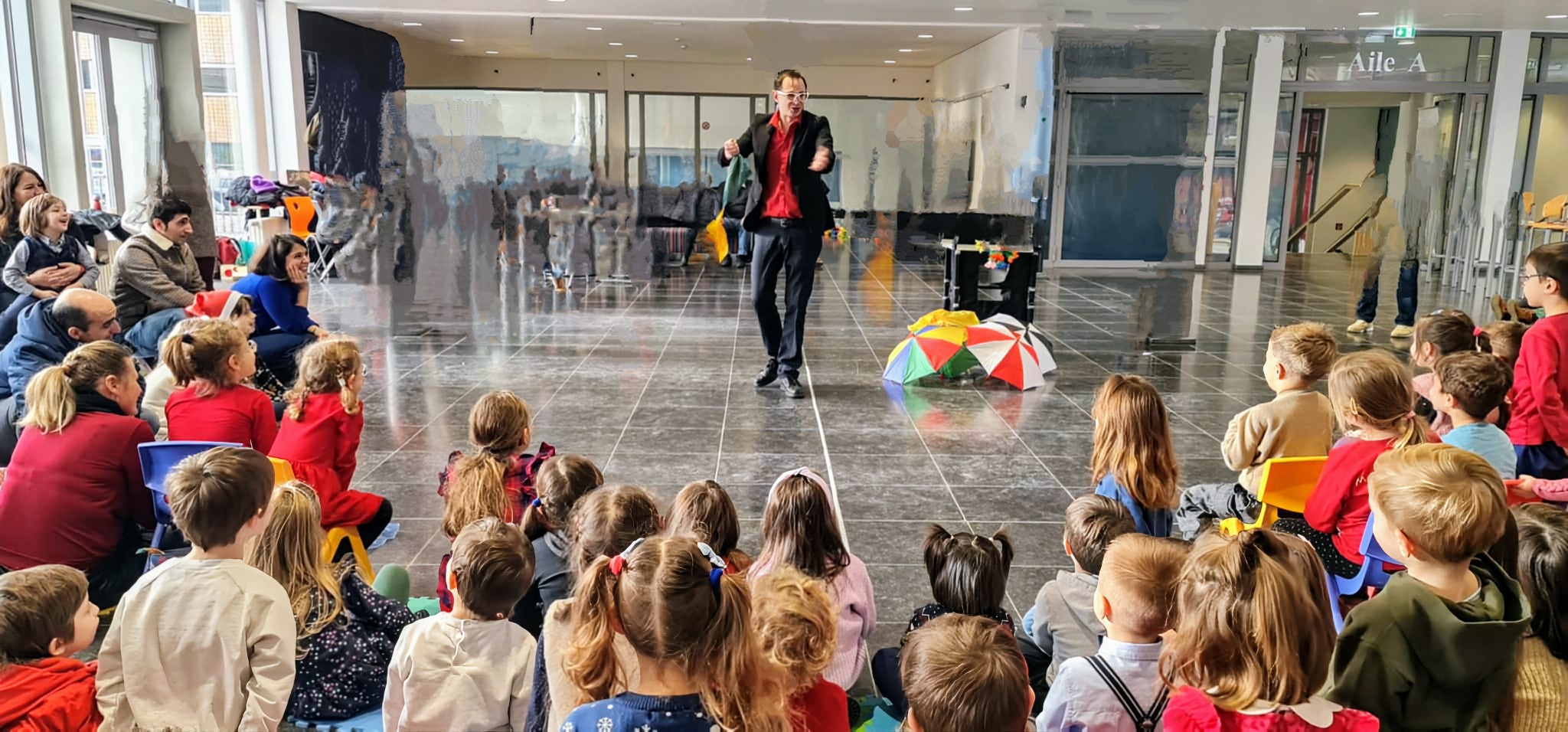 Kinderzauberei mit großem Staunen im Publikum